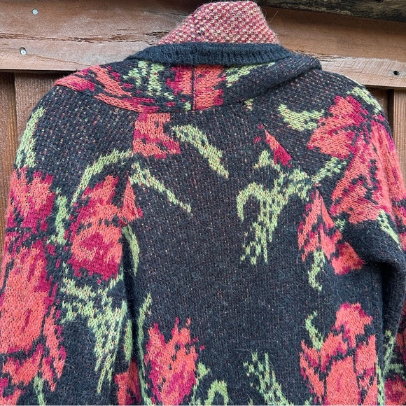 Free People floral cardigan - Picture 9 of 10